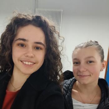 Babysitter Besançon: Alya et Gabrielle