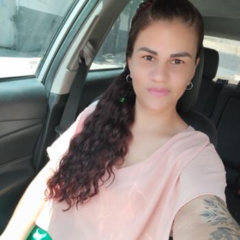 Babysitter in Vila Velha: Pamela