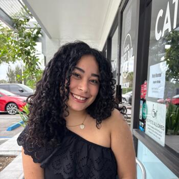 Babysitter Boca Raton: Isa