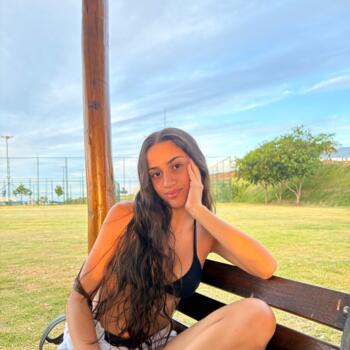 Babysitter in Governador Valadares: Julia