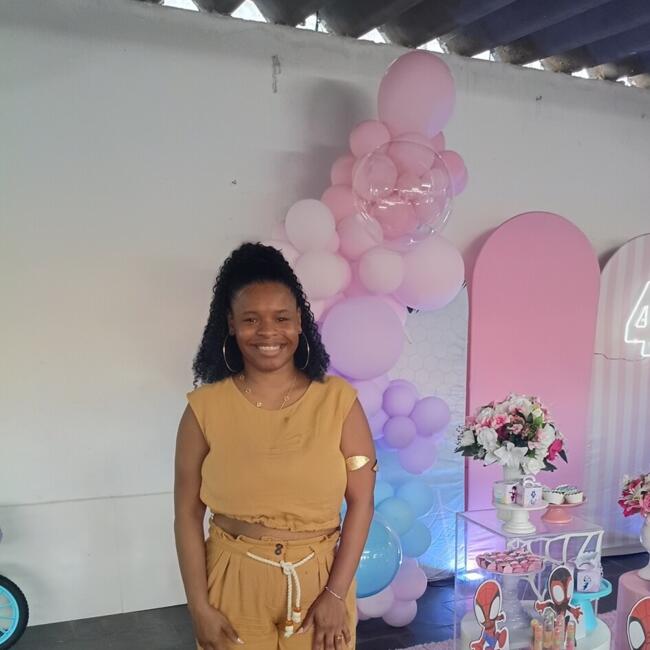 Babysitter in São Gonçalo (São Gonçalo): Pamela