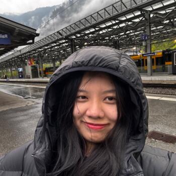 Babysitter Montreux: Abigial