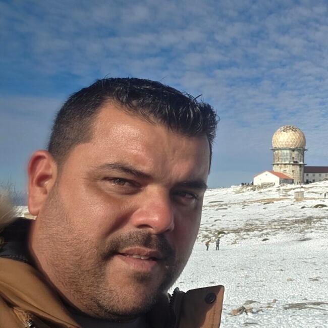 Trabalho de babysitting em Alcobaça: Joel