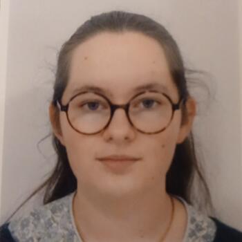 Babysitter in Nantes: Jeanne