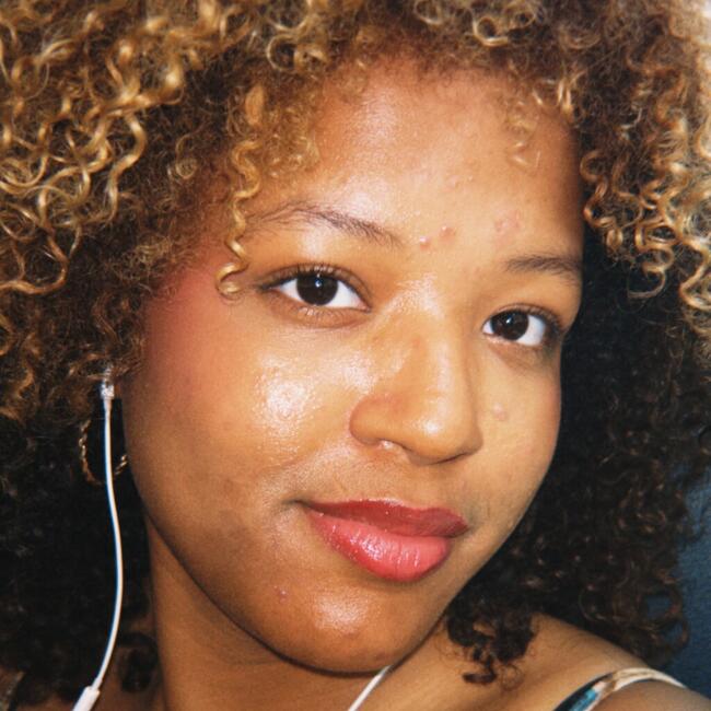 Babysitter in Borough of Queens: Alexandrea