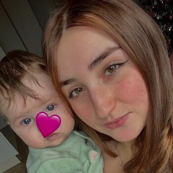 Babysitter Vitry-sur-Orne: Erika
