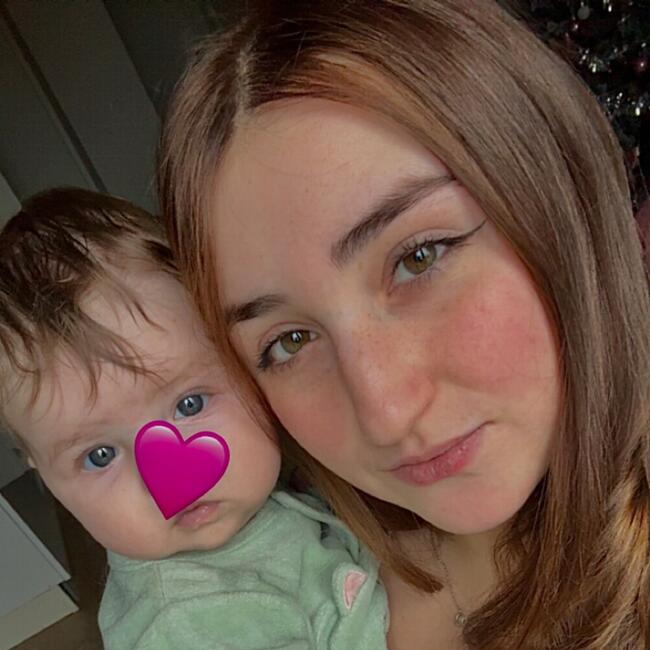 Babysitter in Vitry-sur-Orne: Erika