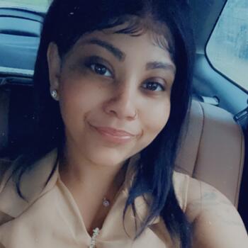 Babysitter in San Antonio: Denise
