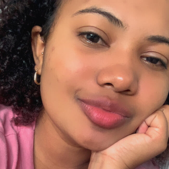 Babysitter in São Luís: Layane