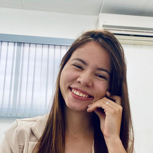 Babysitter in Caraguatatuba: Luciana