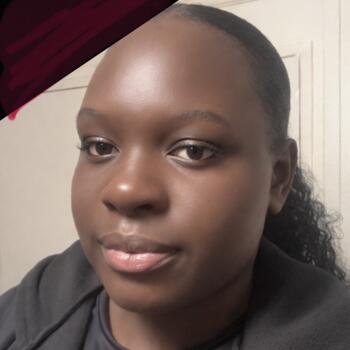 Babysitter in Taverny: Fatoumata