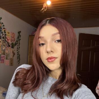 Niñera en Jacó: Emily