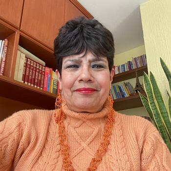 Babysitter in Almecatla: Martha