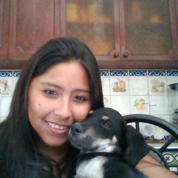 Babysitter Carabayllo: Maria Paola