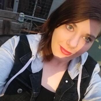 Babysitter in Bendigo: Caitlyn