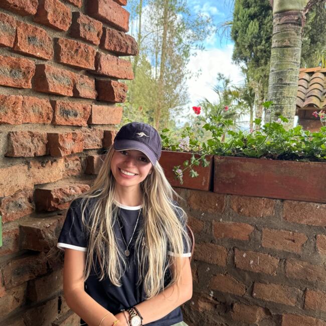 Babysitter in Melbourne: Daniela