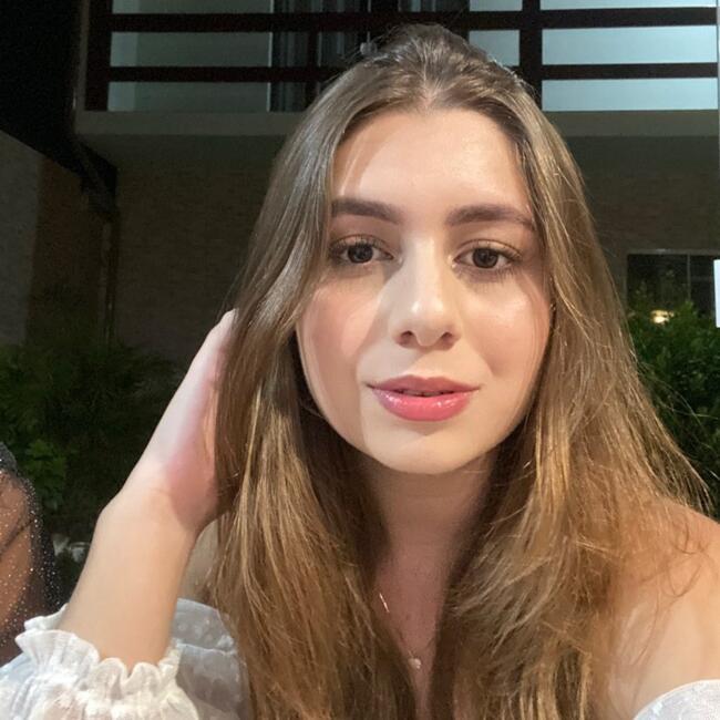 Nanny in Sydney: Bruna