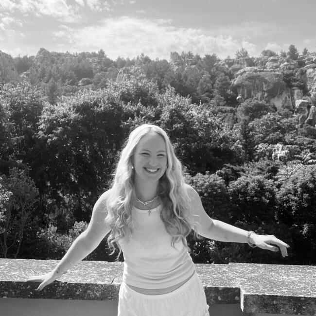 Babysitter in Arles: Louise