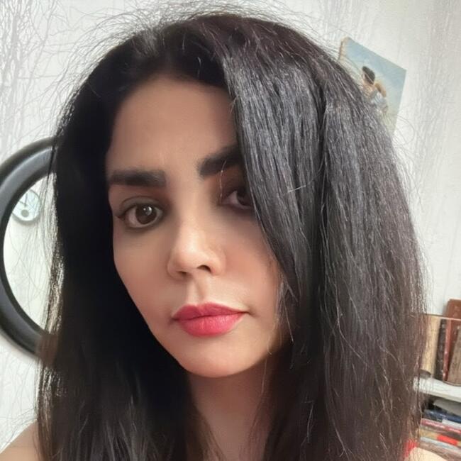 Babysitter in West Vancouver: Fariba