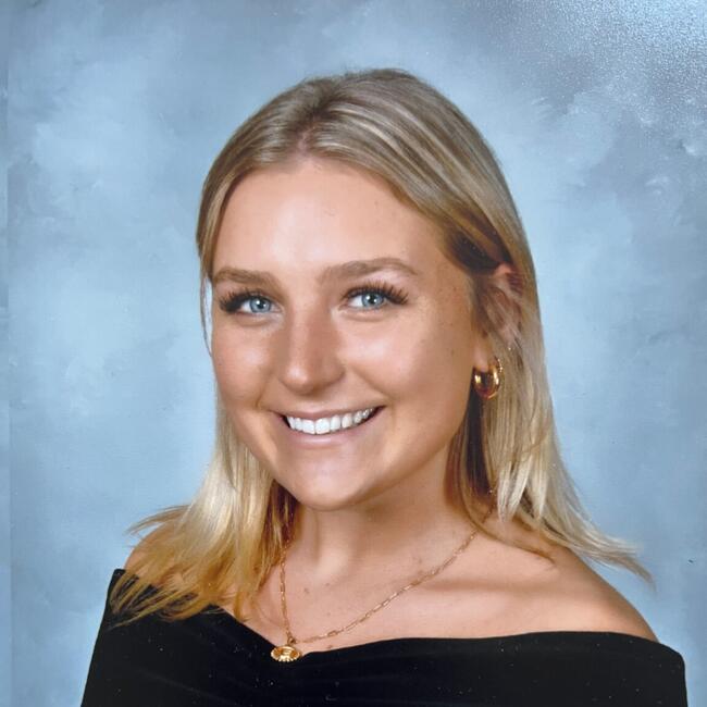 Babysitter in New York: Ella