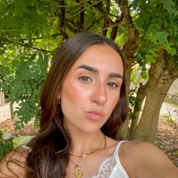 Canguro en Las Torres de Cotillas: Isabel