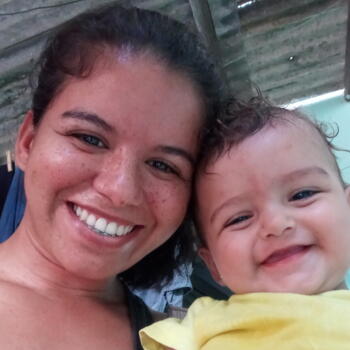 Babysitter in Pouso Alegre: Amanda