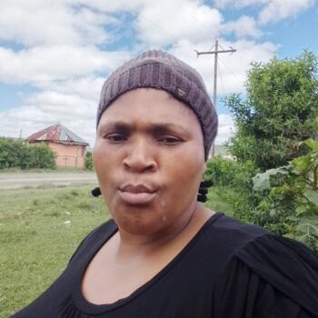 Nanny in East London: Zoleka