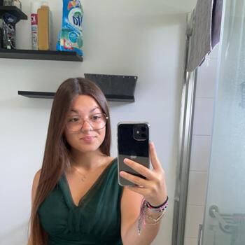 Babysitter in Sancoins: Ambre