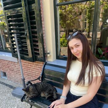 Babysitter in Saint Goarshausen: Naomi