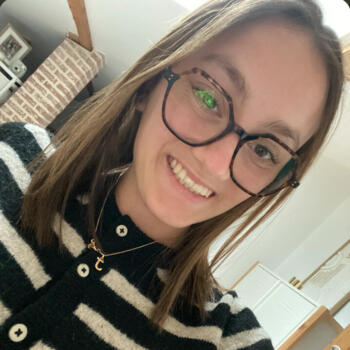 Babysitter in Bâgé-le-Châtel: Julia