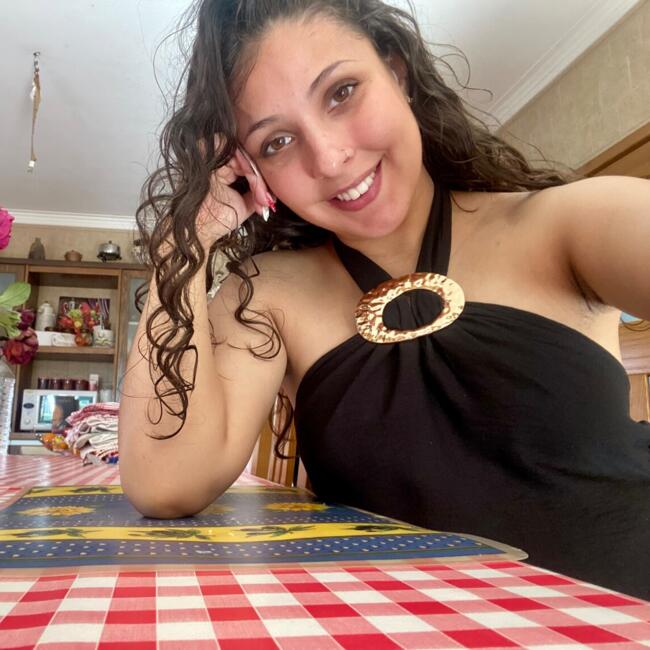 Babysitter in Louro: Alyson