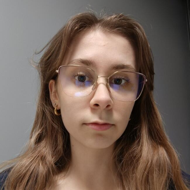 Babysitter in Lyon: Hélène