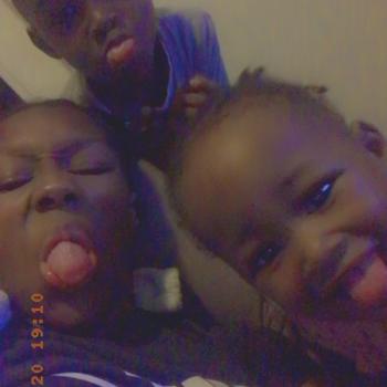 Baby-sitter in Saint-Denis: Maimouna