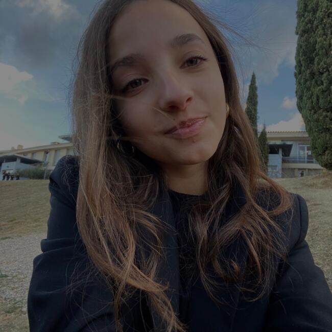 Babysitter in Prades: Léane