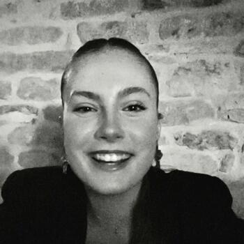 Babysitter in Plonéis: Léa