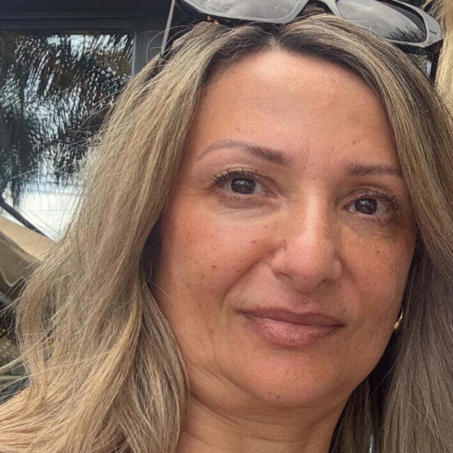 Babysitter in Melbourne: Elaine