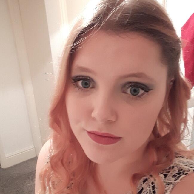 Babysitter in Stockport: Katie