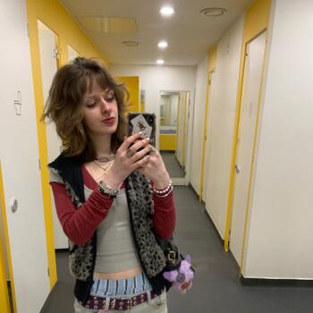 Babysitter in Pontypridd: Ffion