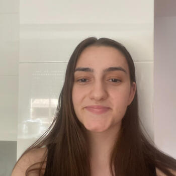 Babysitter in Granada: Sara