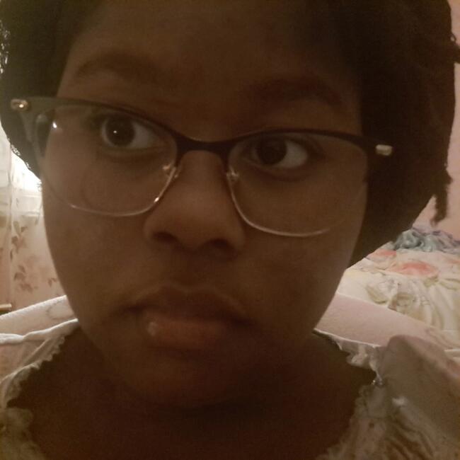 Babysitter in Portsmouth: Jonasia