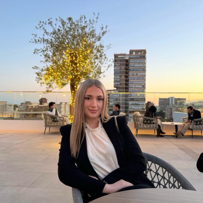 Niñera en Valencia: Andrea