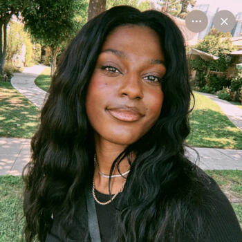 Ibu bapa Kuala Lumpur: Lilly