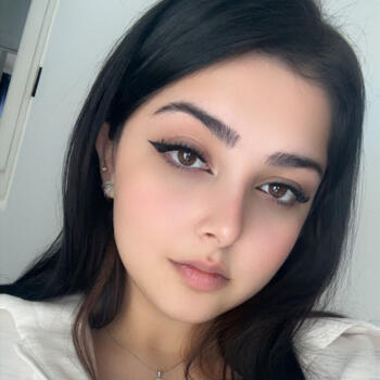 Baby-sitter in Keswick Beach: Neveen