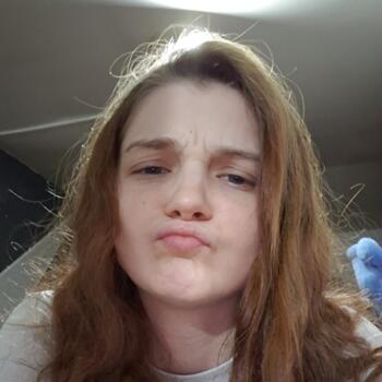 Babysitter Péruwelz: Marine