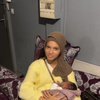 Babysitter in Aubervilliers: Alicia