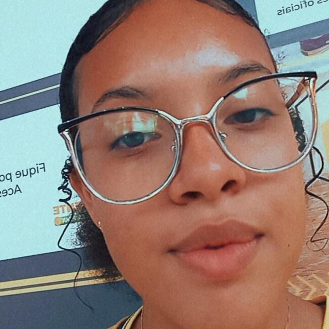 Babysitter in Santos: Lais