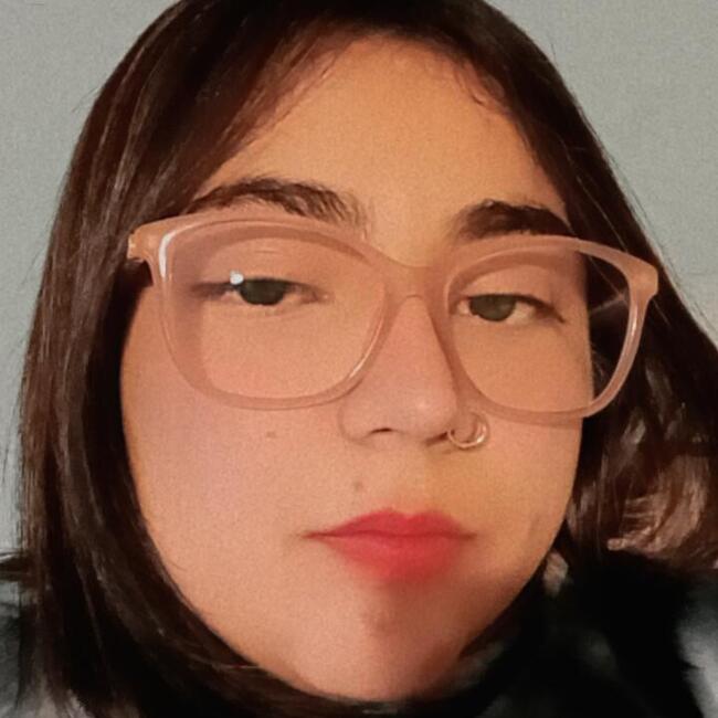 Babysitter in La Florida: Almendra