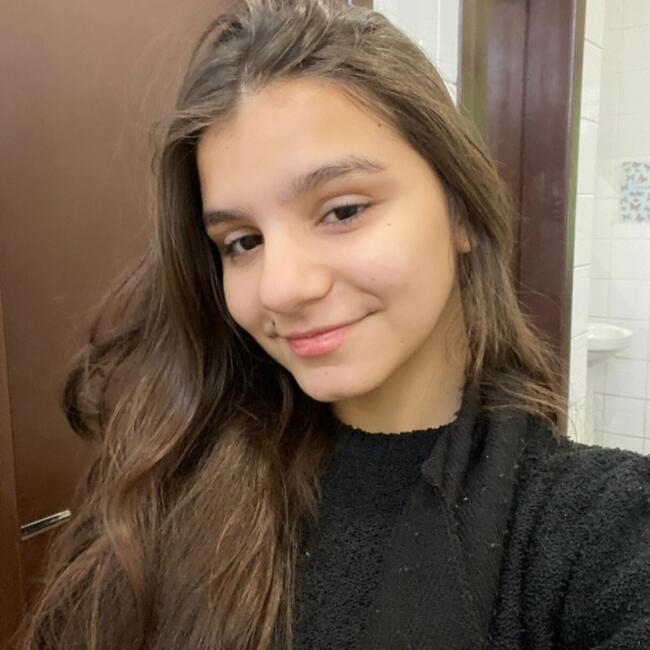 Babysitter in Porto Alegre: Yasmim