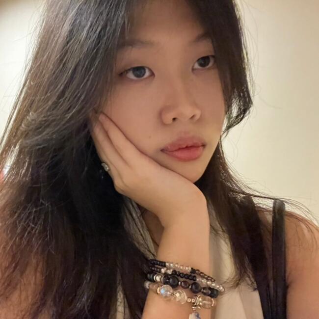 Pengasuh di Singapore Island: Natalie