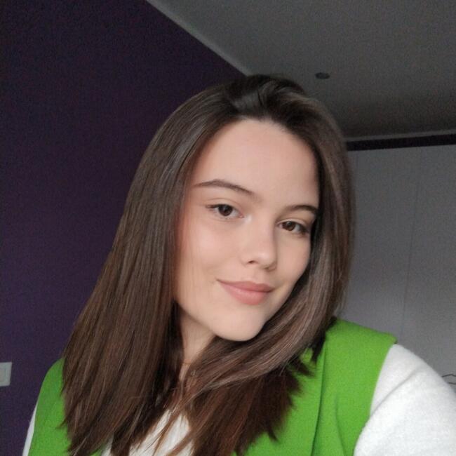 Babysitter in Viterbo: Alessandra